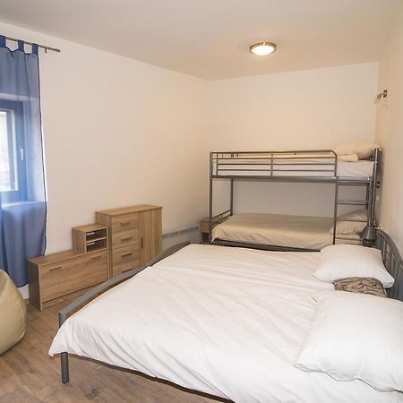 קראליביצה Hostel Bordada מראה חיצוני תמונה